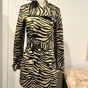 Lauren Ralph Lauren Chic Zebra Print Trench Coat Jacket S small EUC tan & black